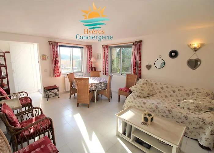 Giens Rdj T3 Independant Terrasse Vue By Hc Διαμέρισμα *