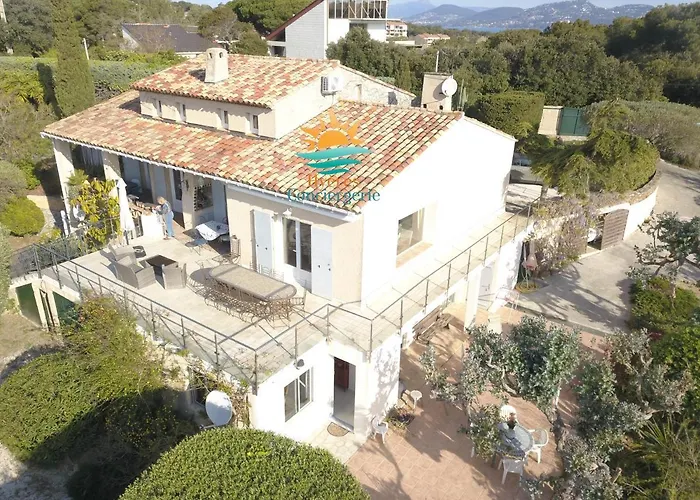 Giens Rdj T3 Independant Terrasse Vue By Hc * Ιέρ